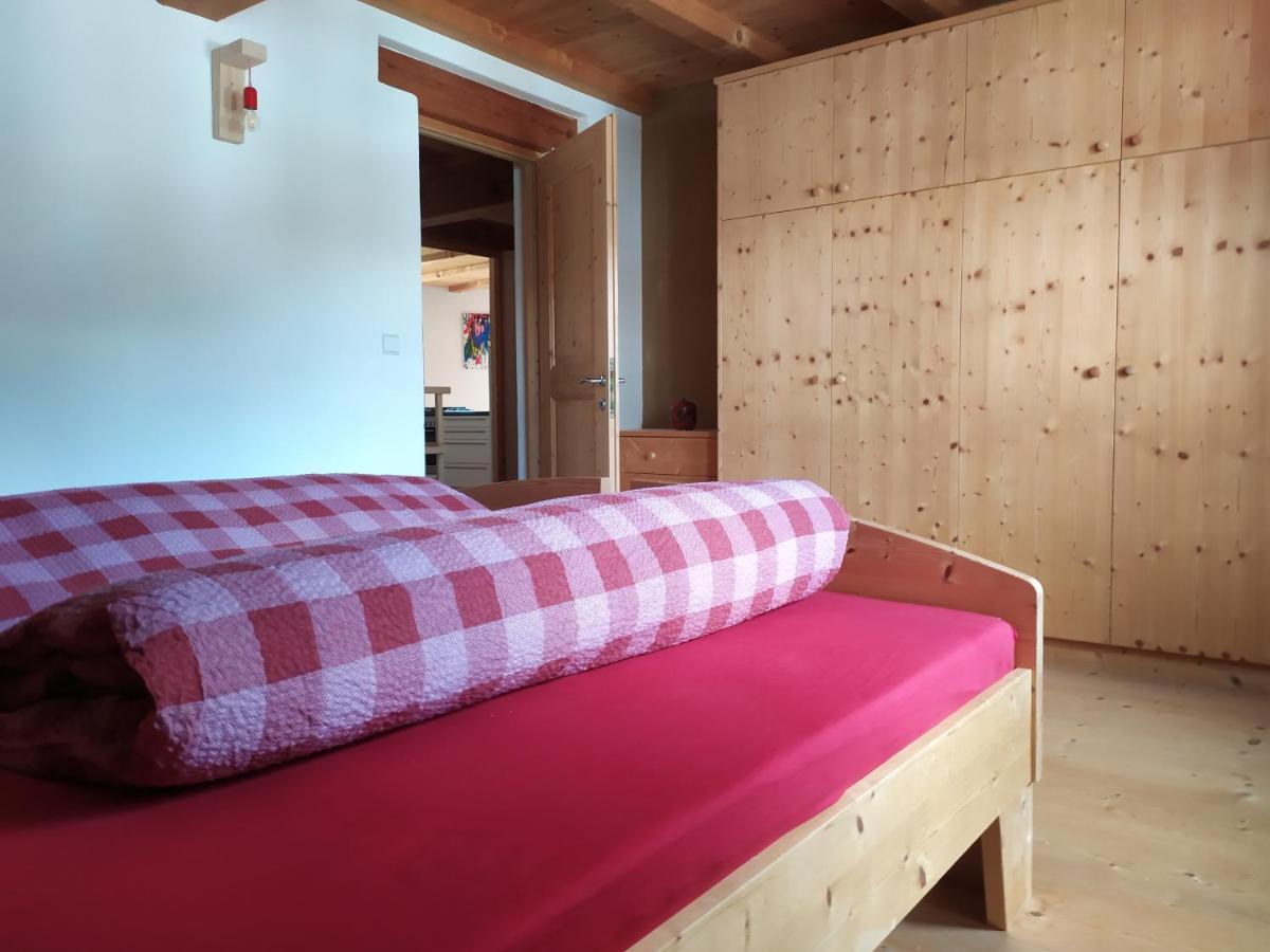 Apartments Ban Guggugg Colle Isarco Bagian luar foto